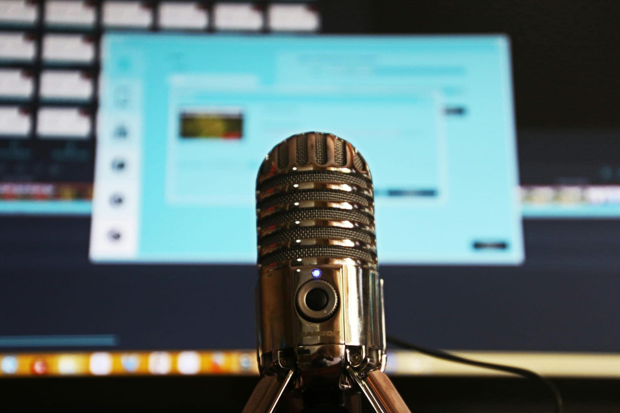 Podcasts en español para ayudar a transitar el duelo: apoyo y compañía en tiempos difíciles